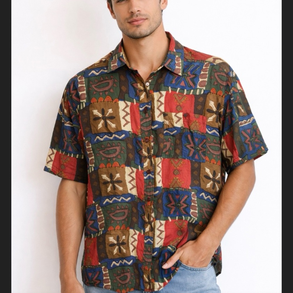 Vintage men’s  Short Sleeve  washable silk Patterned Button-Up Shirt